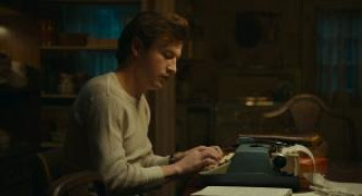 Кадр з фільму Ніжний бар