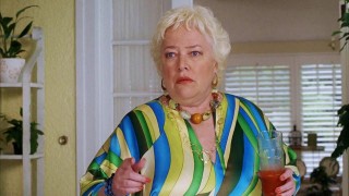 Кадр з фільму Ходять чутки