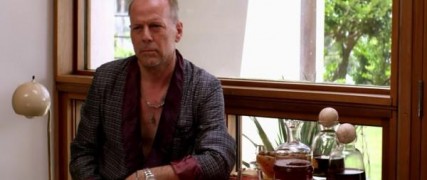 Кадр з фільму Пастка 44