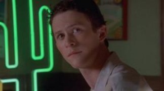 Кадр з фільму 100 дівчат