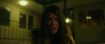 Кадр з фільму Меґґі Мур(и)