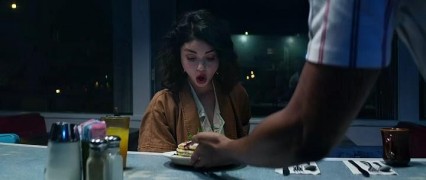 Кадр з фільму Весільний рік