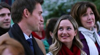 Кадр з фільму Різдво в палаці