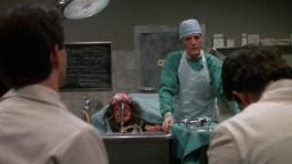 Кадр з фільму Реаніматор