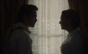 Кадр з фільму Фатальна спокуса