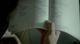 Кадр з фільму Мавпа на плечі