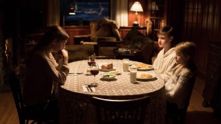 Кадр з фільму Будиночок