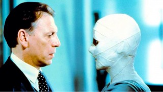 Кадр з фільму Повсталий з пекла 2. Пекельні пута