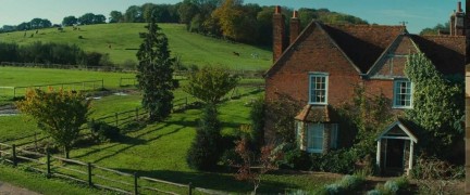 Кадр з фільму Мордекай