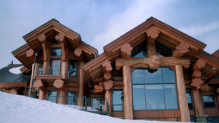 Кадр з фільму Різдво в Шале