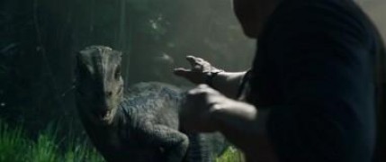 Кадр з фільму Світ Юрського періоду 2