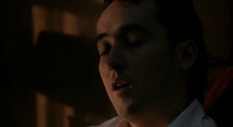 Кадр з фільму Кидали