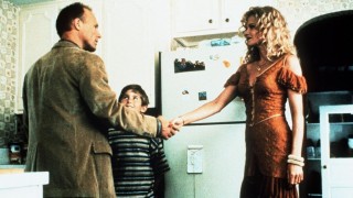 Кадр з фільму Гроші на молоко