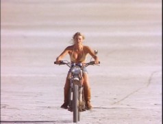 Кадр з фільму Невловимий