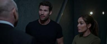 Кадр з фільму Чорна вода