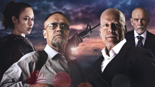 Кадр з фільму Білий слон