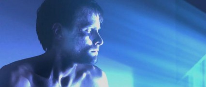 Кадр з фільму Скайлайн