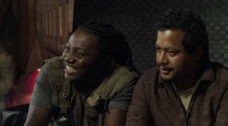 Кадр з фільму Імперія акул