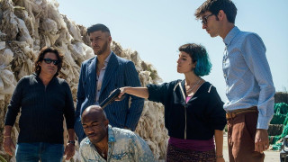 Кадр з фільму Коза Ностра. Мама їде