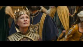 Кадр з фільму Діва проти біди