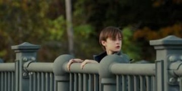 Кадр з фільму Книга Генрі