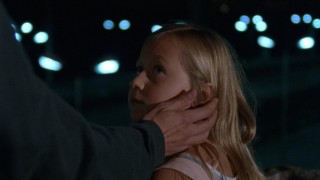 Кадр з фільму Аманда