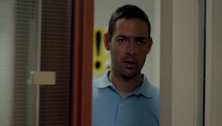 Кадр з фільму Зберігайте спокій