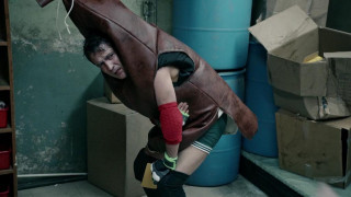 Кадр з фільму Брати Менсони проти зомбі