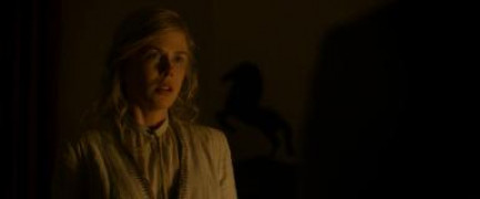 Кадр з фільму Королева пустелі