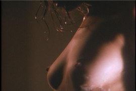 Кадр з фільму Щоденник дівчини у червоних черевичках