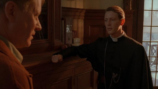 Кадр з фільму Домініон: Попередній