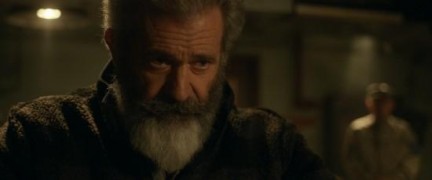 Кадр з фільму Полювання на Санту