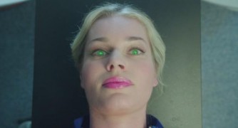 Кадр з фільму Суперстюард