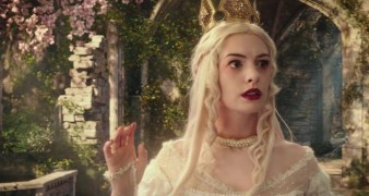 Кадр з фільму Аліса в Задзеркаллі