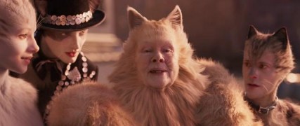 Кадр з фільму Кішки