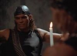 Кадр з фільму Нічний мисливець