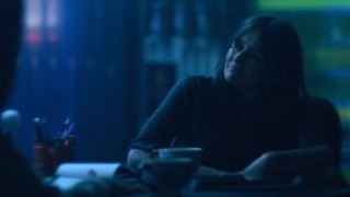 Кадр з фільму Не зазирай глибше