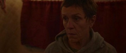 Кадр з фільму Земля кочівників