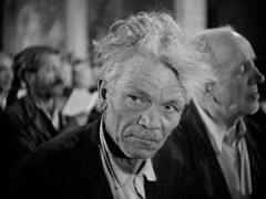 Кадр з фільму Викрадачі велосипедів