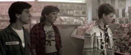 Кадр з фільму Пропащі хлопці. Спрага