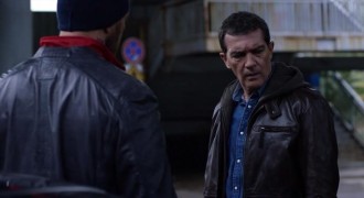 Кадр з фільму Обітниця мовчання