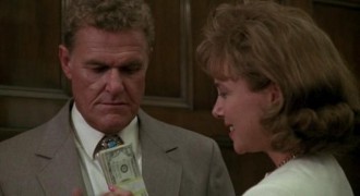 Кадр з фільму Кидали