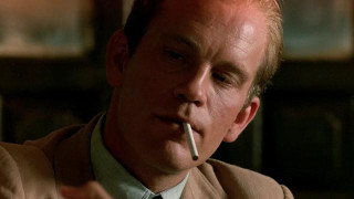 Кадр з фільму Розколоте небо