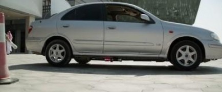 Кадр з фільму Поганці