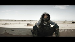 Кадр з фільму Золото