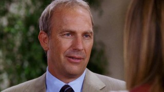 Кадр з фільму Ходять чутки