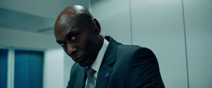 Кадр з фільму Падіння янгола