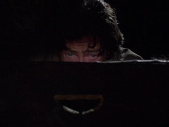 Кадр з фільму Самотній вовк