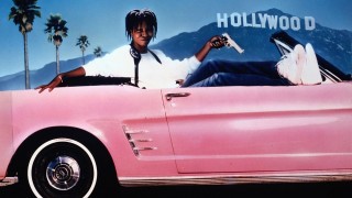 Кадр з фільму Фатальна краса