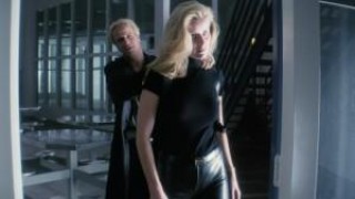 Кадр з фільму Круті стволи